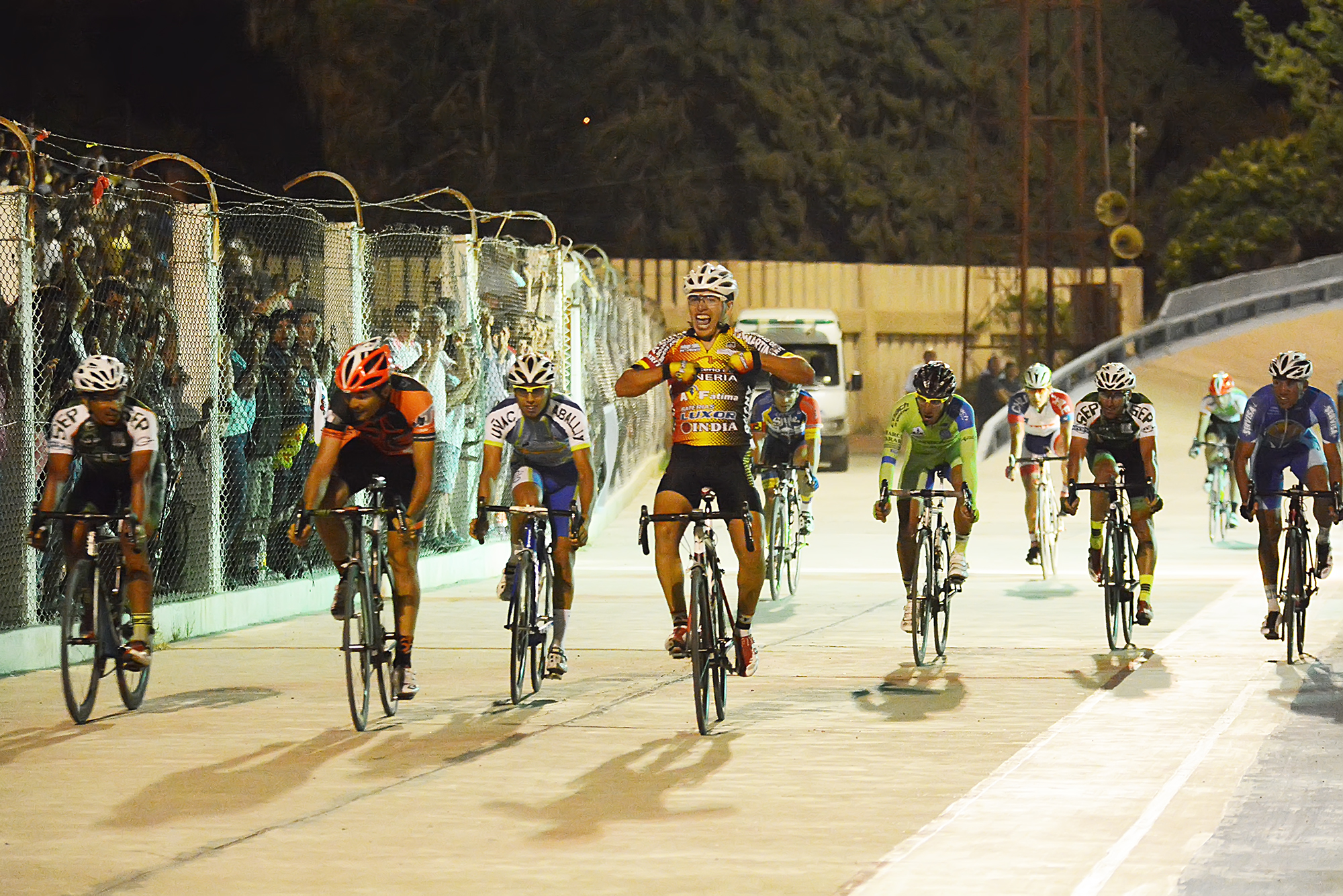 Richeze arrancó con el pie derecho