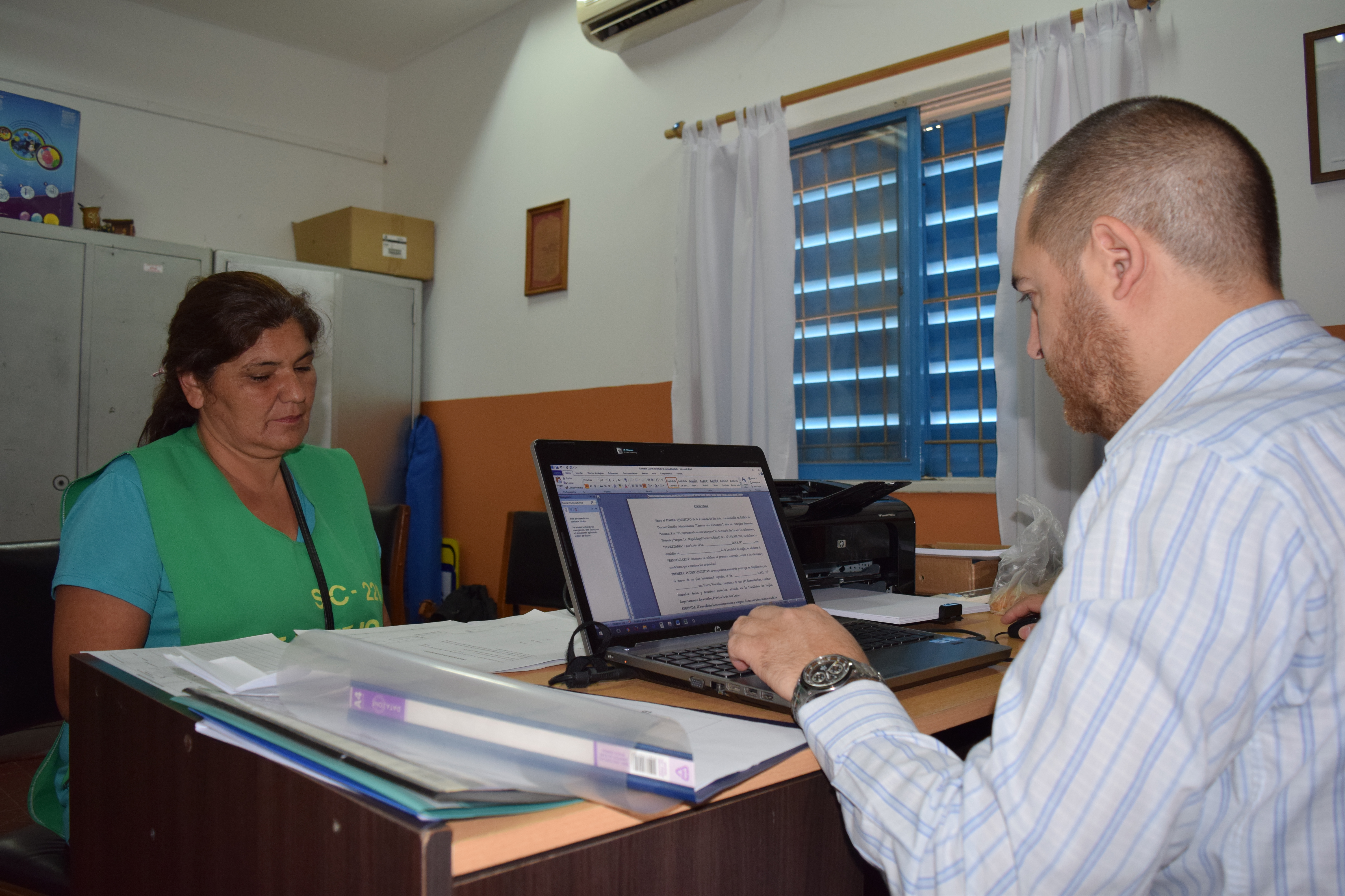 Firmaron un convenio con los damnificados de Luján para darles una solución habitacional