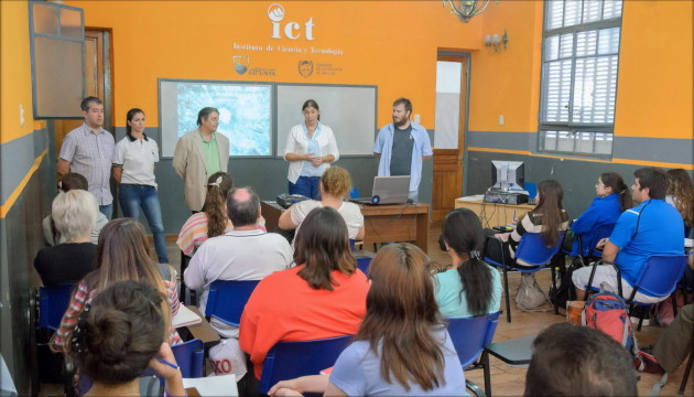 Alumnos del ICT comenzaron a cursar el seminario de Astronomía.