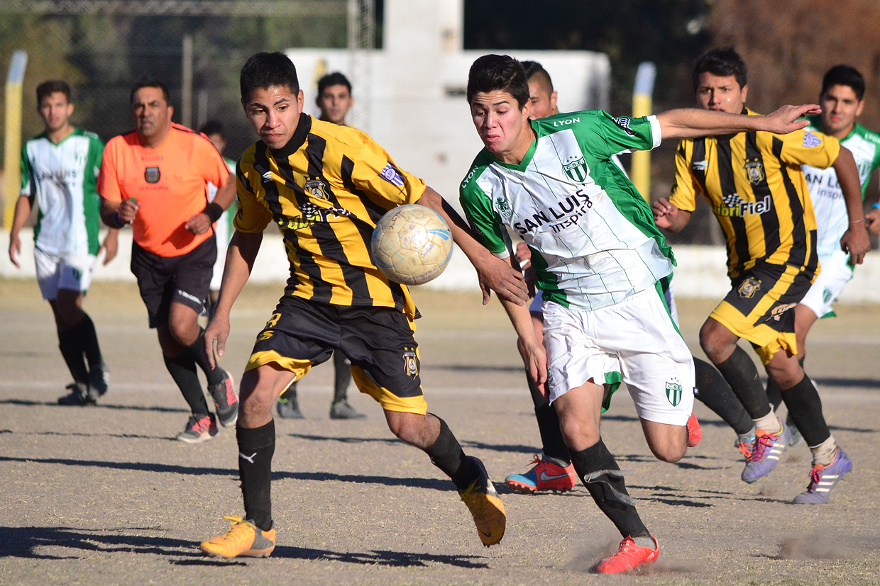 El fútbol local comenzaría el 19 de marzo