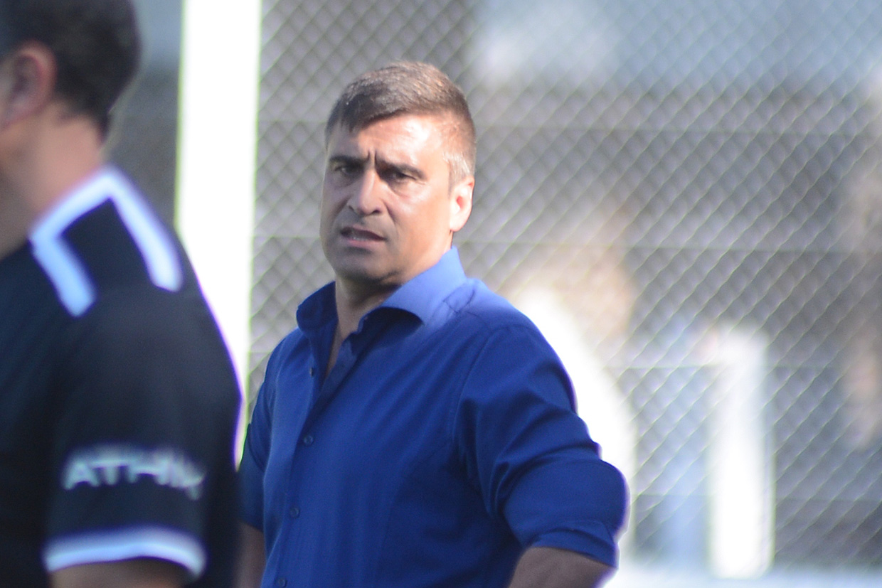 Fabián Nardozza dejó de ser el entrenador de Juventud