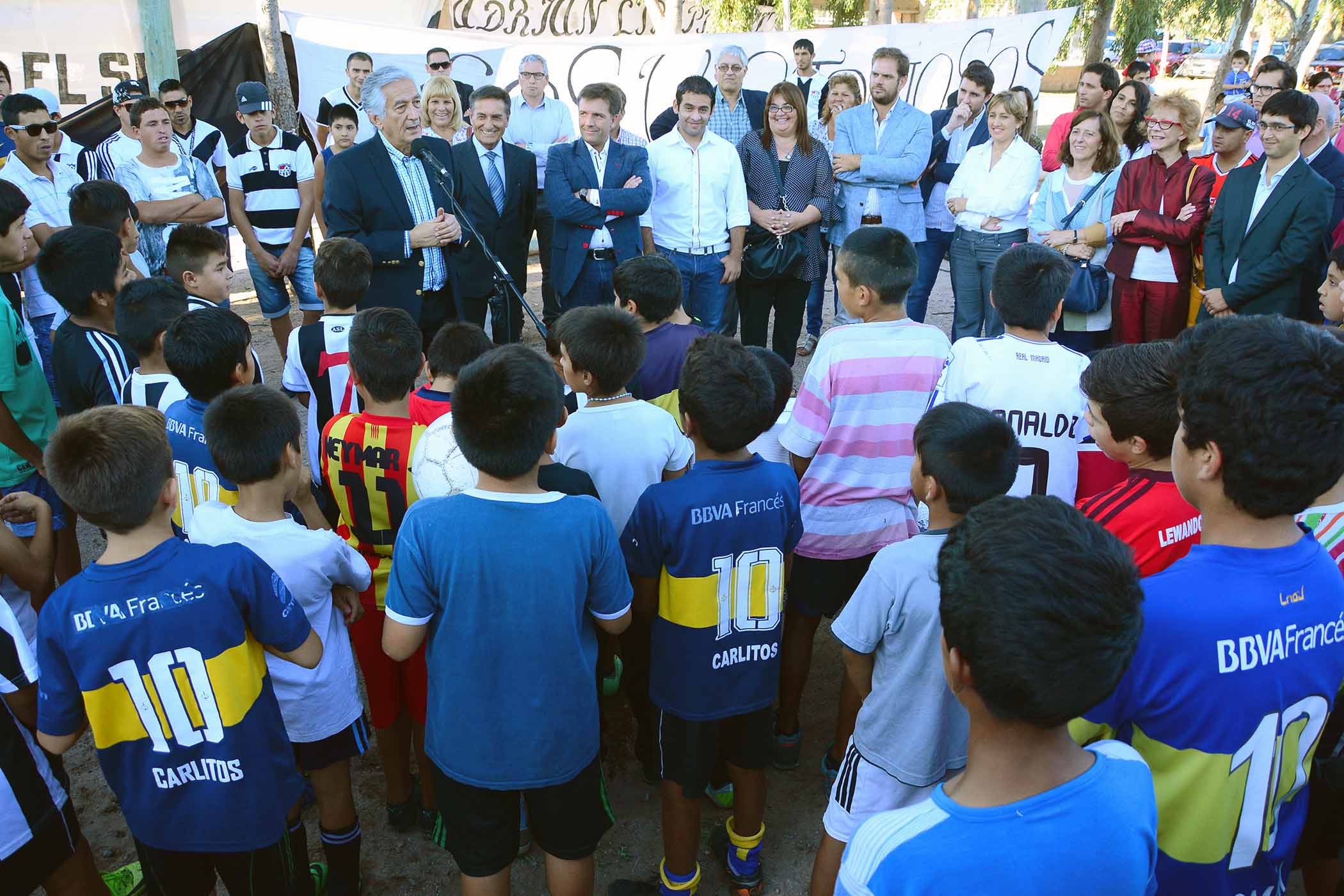 El Gobierno provincial y el Sporting Club Victoria pondrán en marcha una escuela del deporte