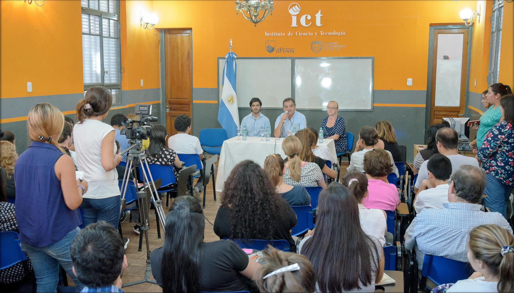 Con récord de inscriptos comenzaron los cursos de idiomas de la ULP