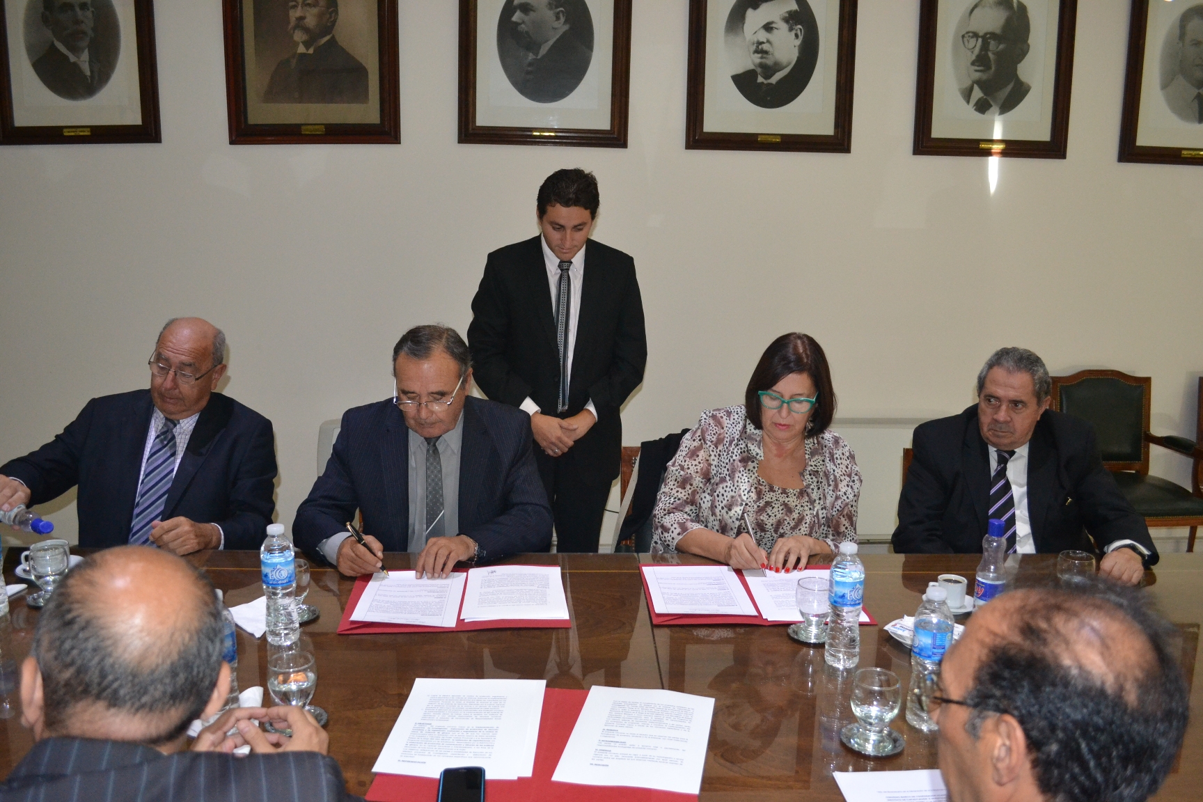 La Secretaría de la Mujer firmó un convenio de cooperación con el Poder Judicial