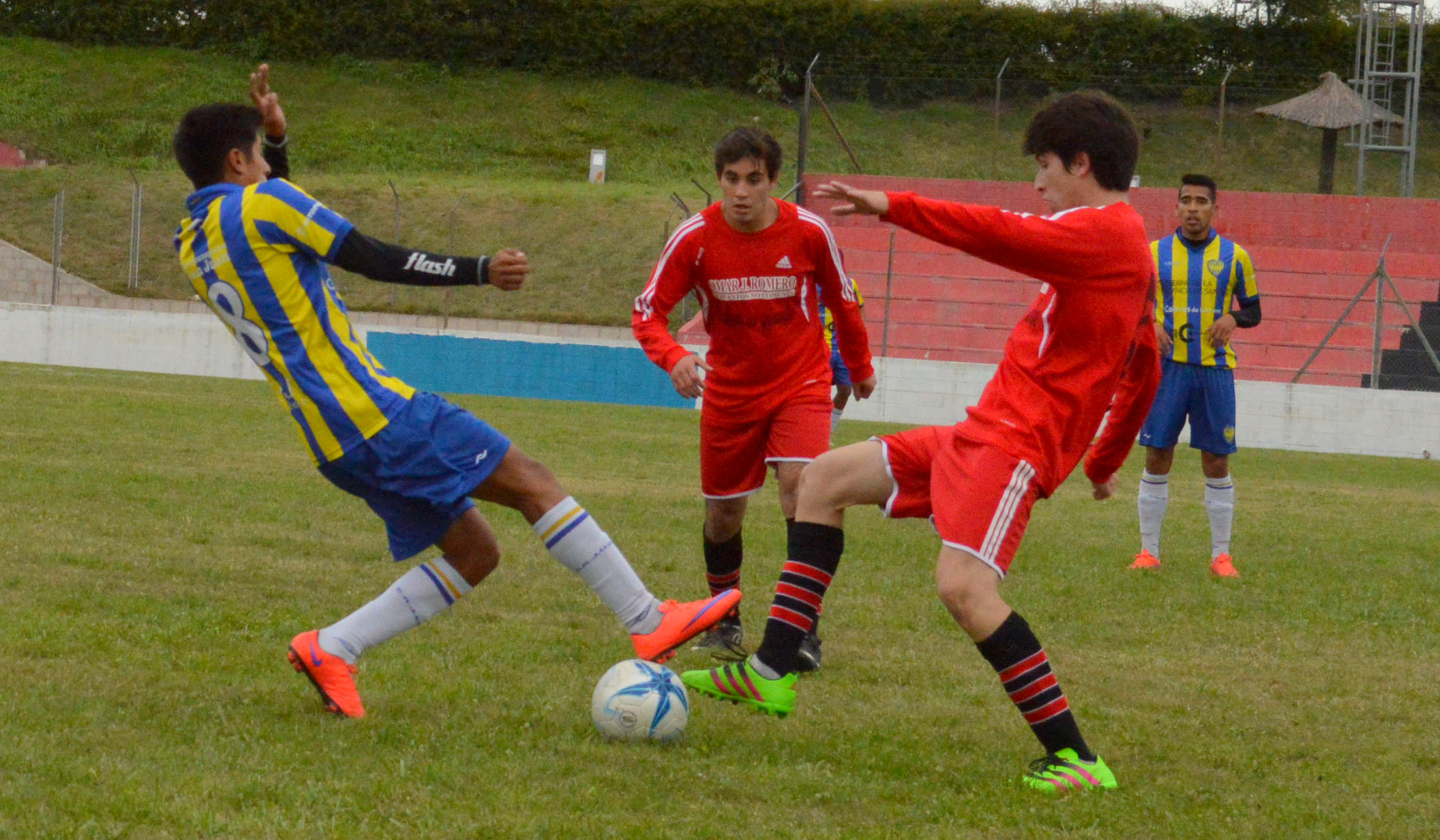 Dos partidos cerraron la fecha del fútbol puntano