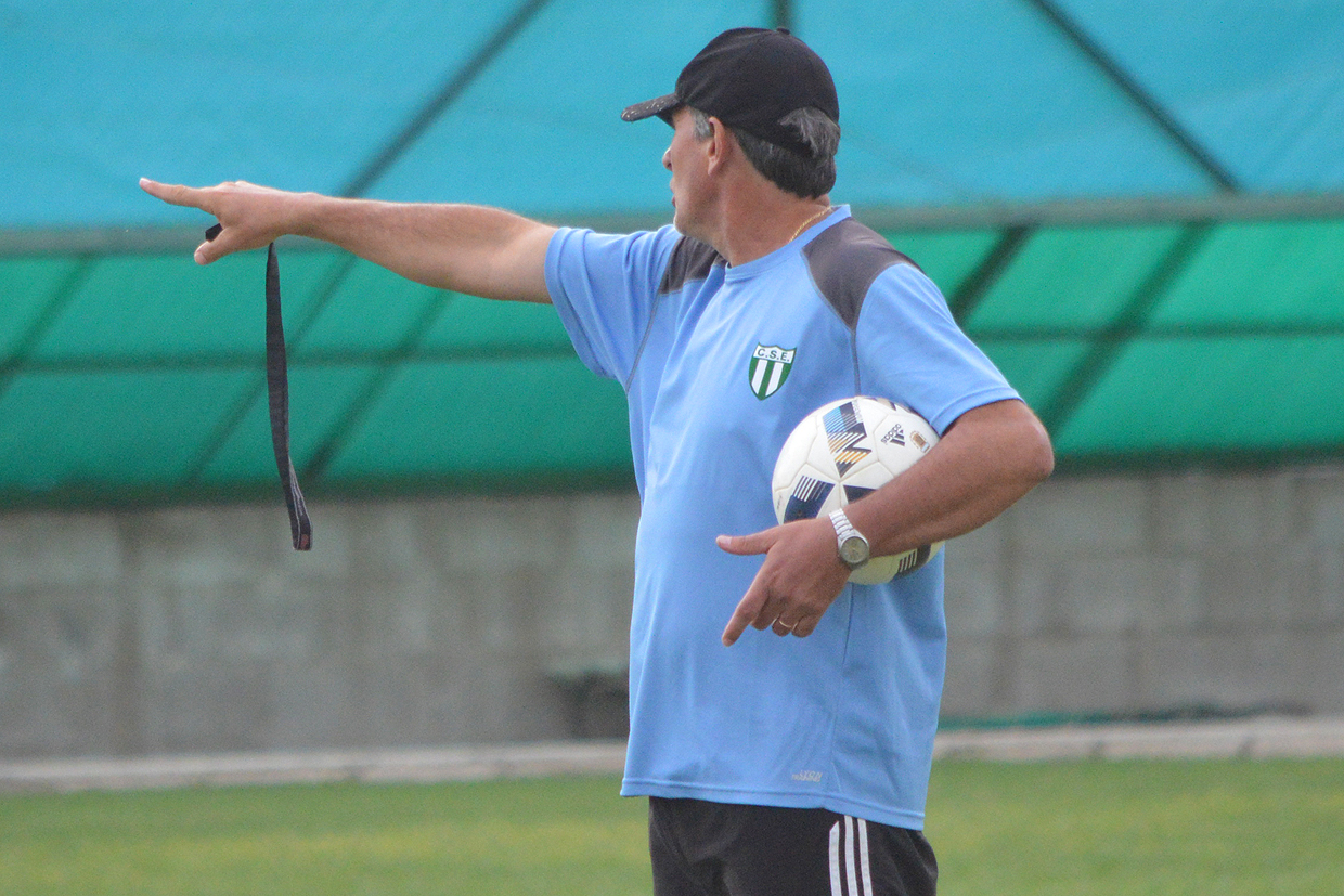 Estudiantes prepara el partido ante Independiente