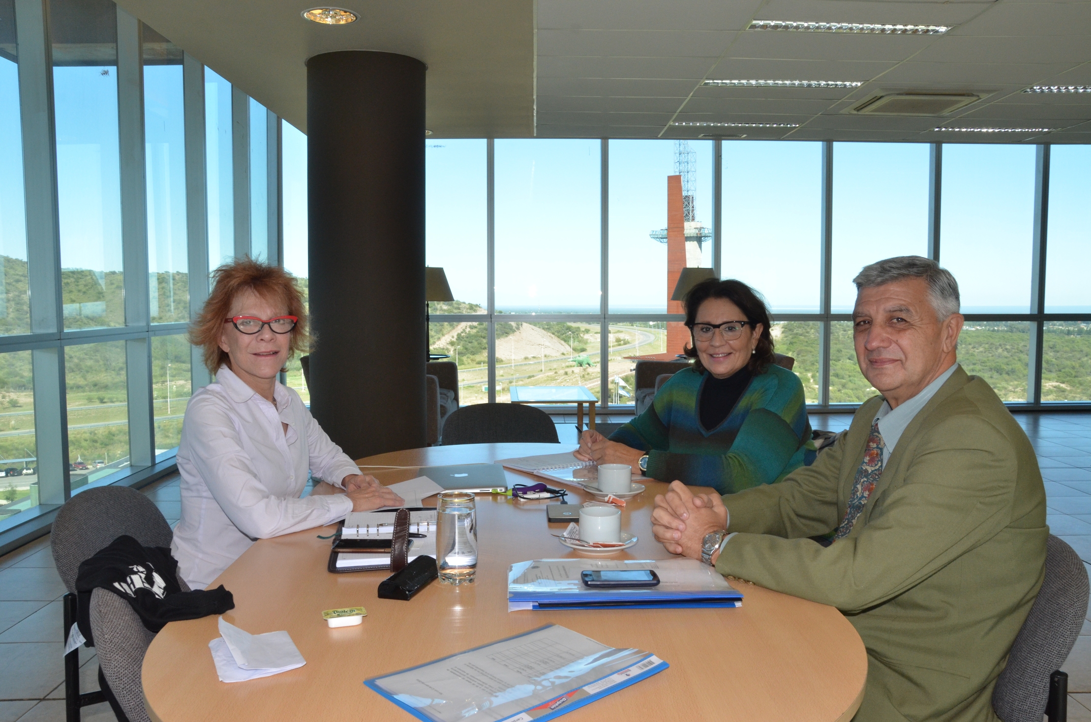 La ministra Bañuelos recibió a las autoridades del I.S.S.P. “Coronel Juan Pascual Pringles”