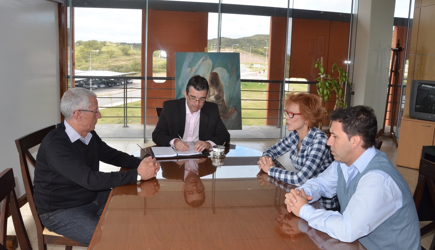 Reunión de trabajo entre los ministerios de Salud y Ciencia y Tecnología