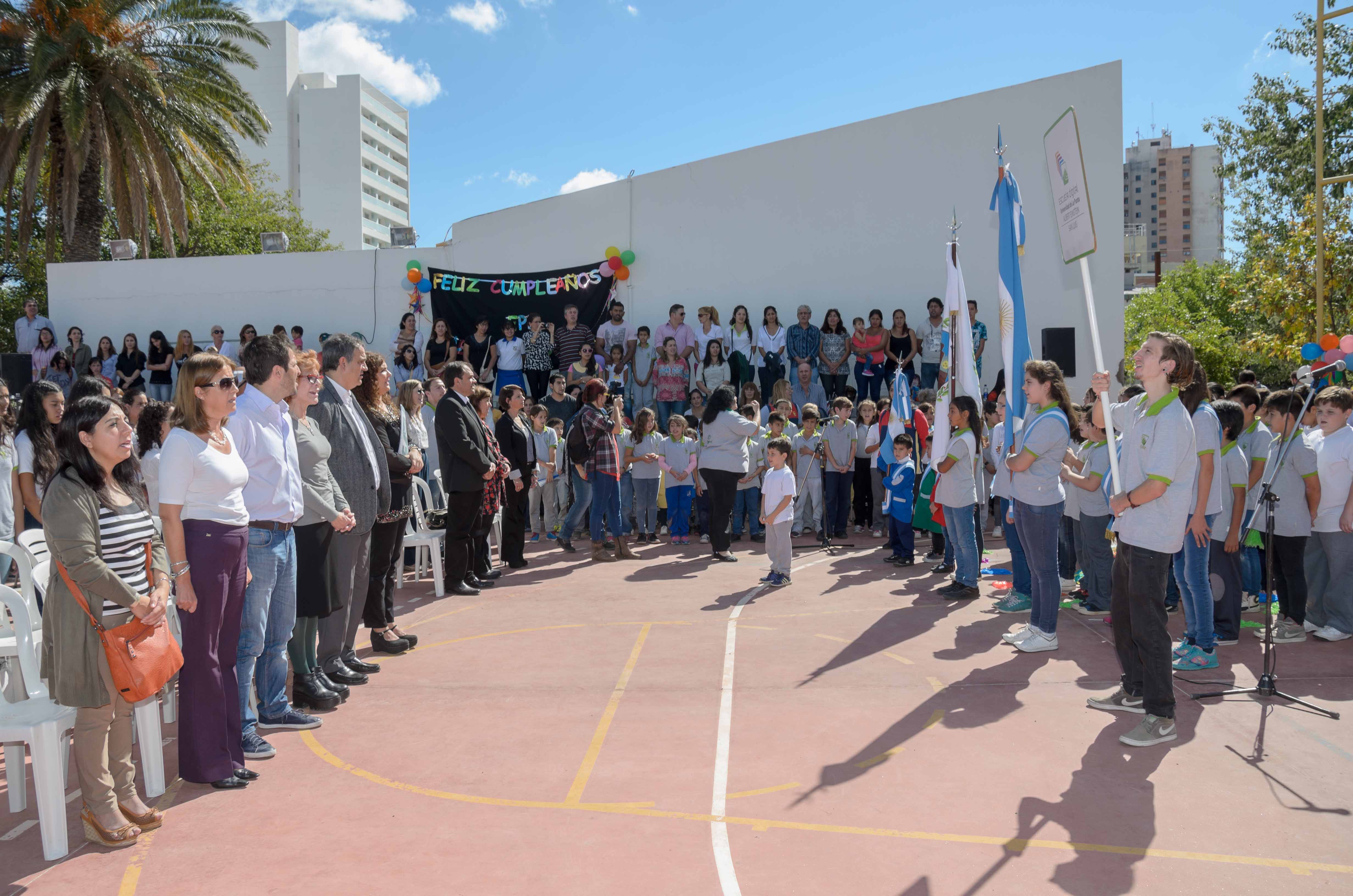 La comunidad educativa de la EPD “Albert Einstein” festejó su 5º aniversario