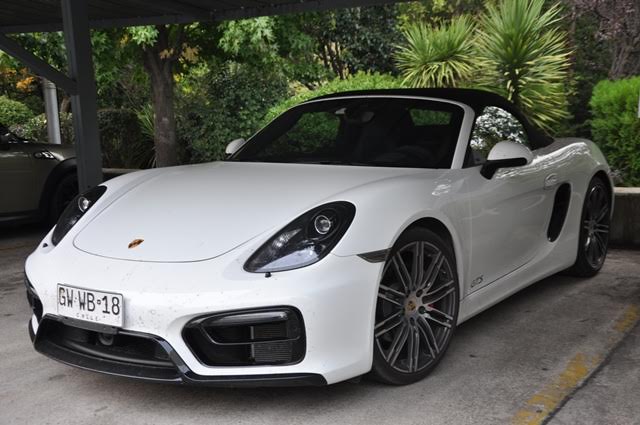 Encuentro de vehículos de la marca Porsche en San Luis