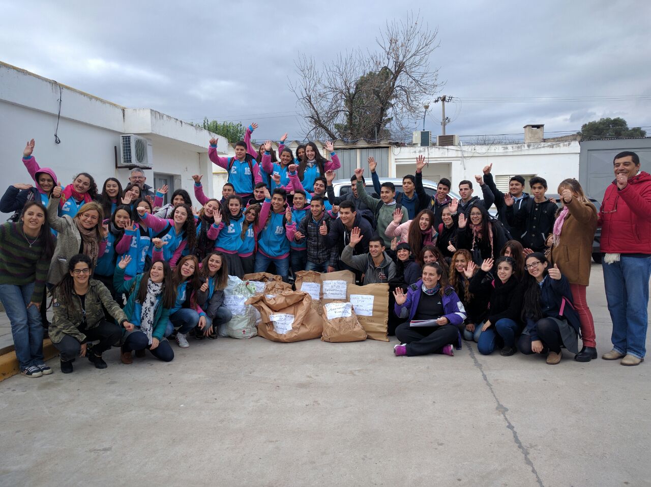 Responsabilidad social: la gente aportó más de 750 kilos de semillas para forestar la Cuenca del Morro