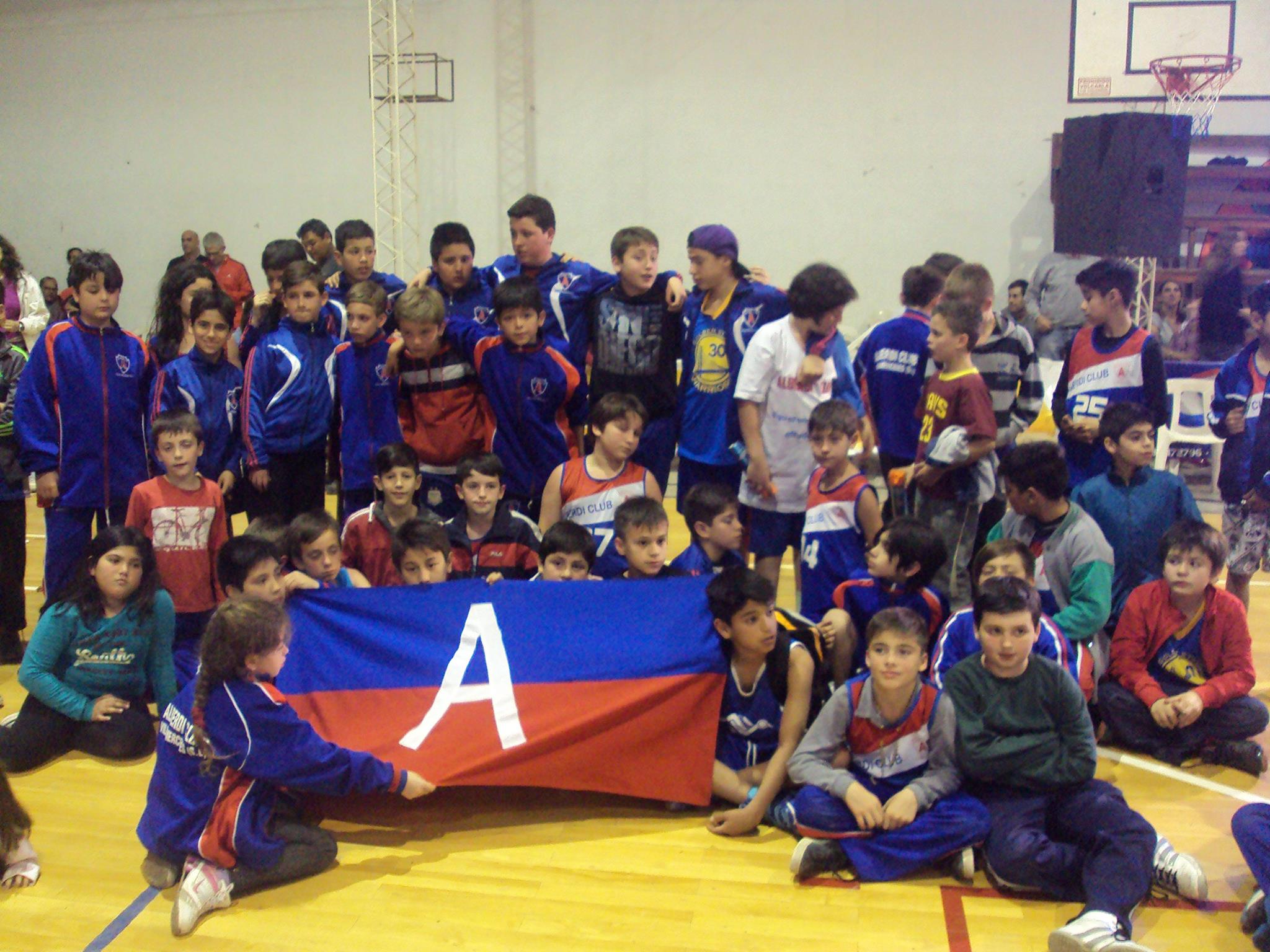 Encuentro de mini básquet en Villa Mercedes