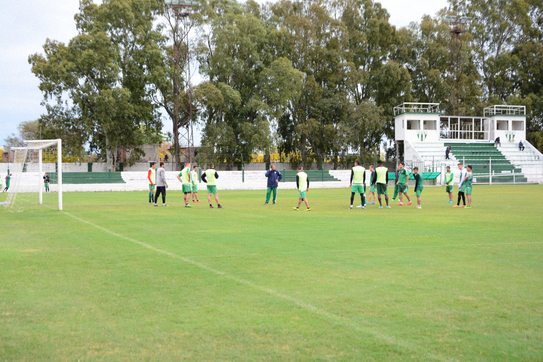 Estudiantes entrenó en la previa con All Boys