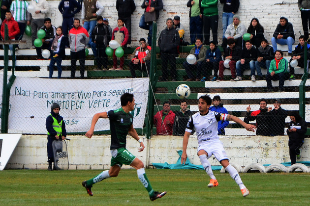 Estudiantes igualó con All Boys.