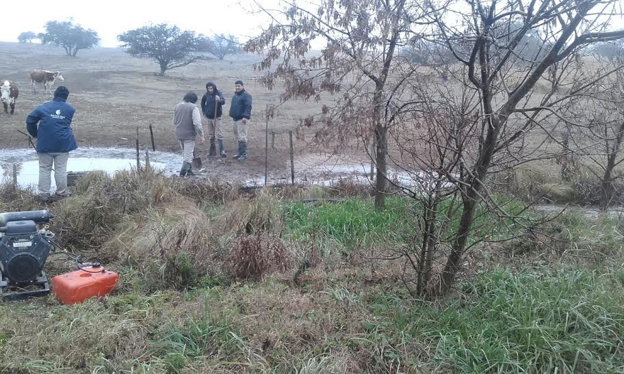 Canales y acueductos bajo plan de limpieza