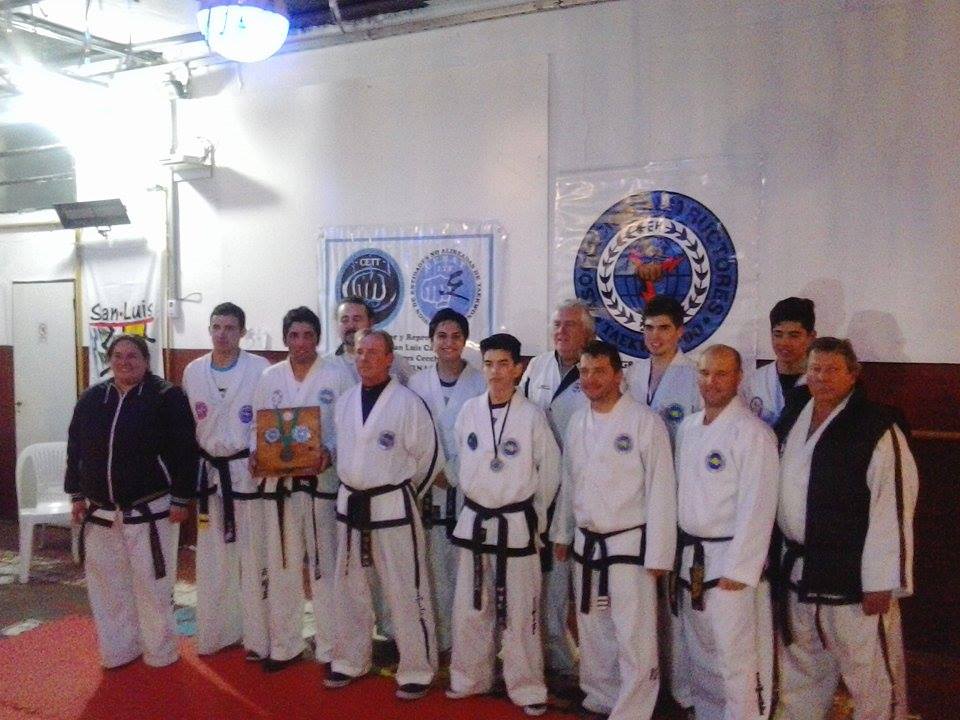 Encuentro de camaradería del taekwondo puntano