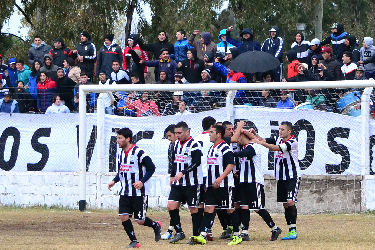 Victoria y CAI esperan en semifinales