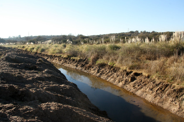 El río Chorrillo se encuentra en su etapa final de obra de rectificación.