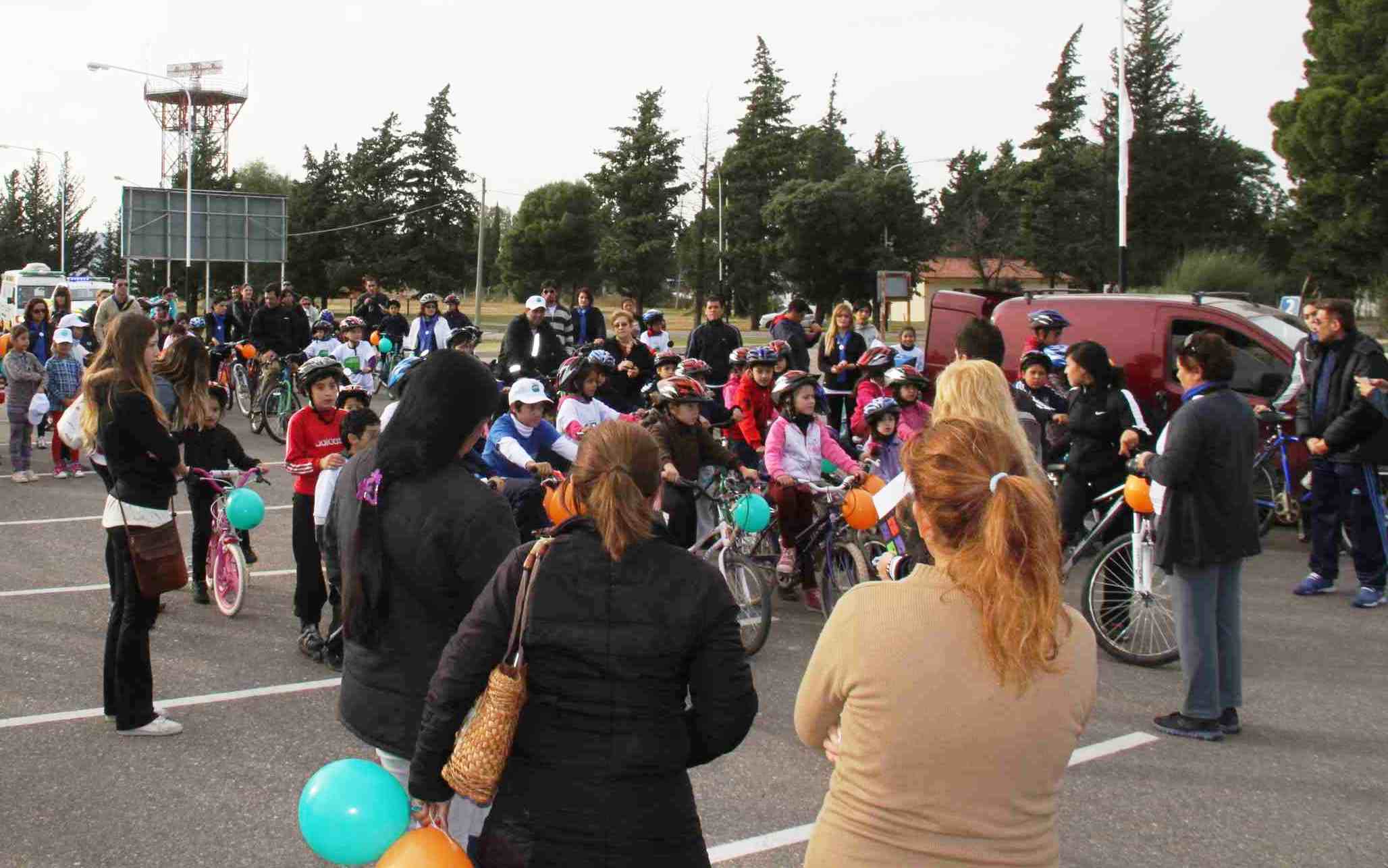 La Escuela “Progreso y Sueños” organiza una bicicleteada escolar para este sábado