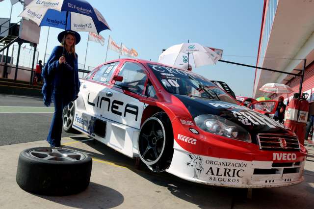 Súper TC2000: guerra de estrategias en Termas