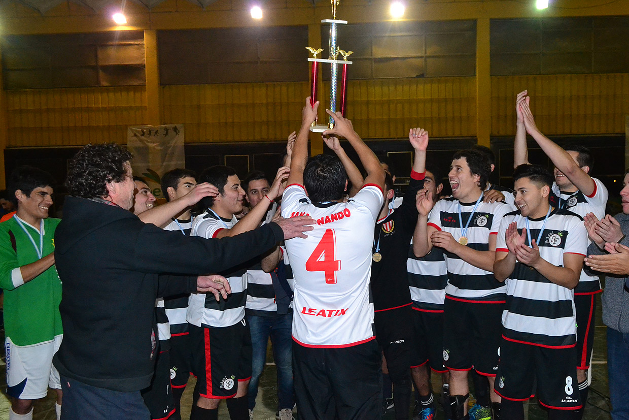 Carnicería San Fernando es el nuevo campeón del futsal