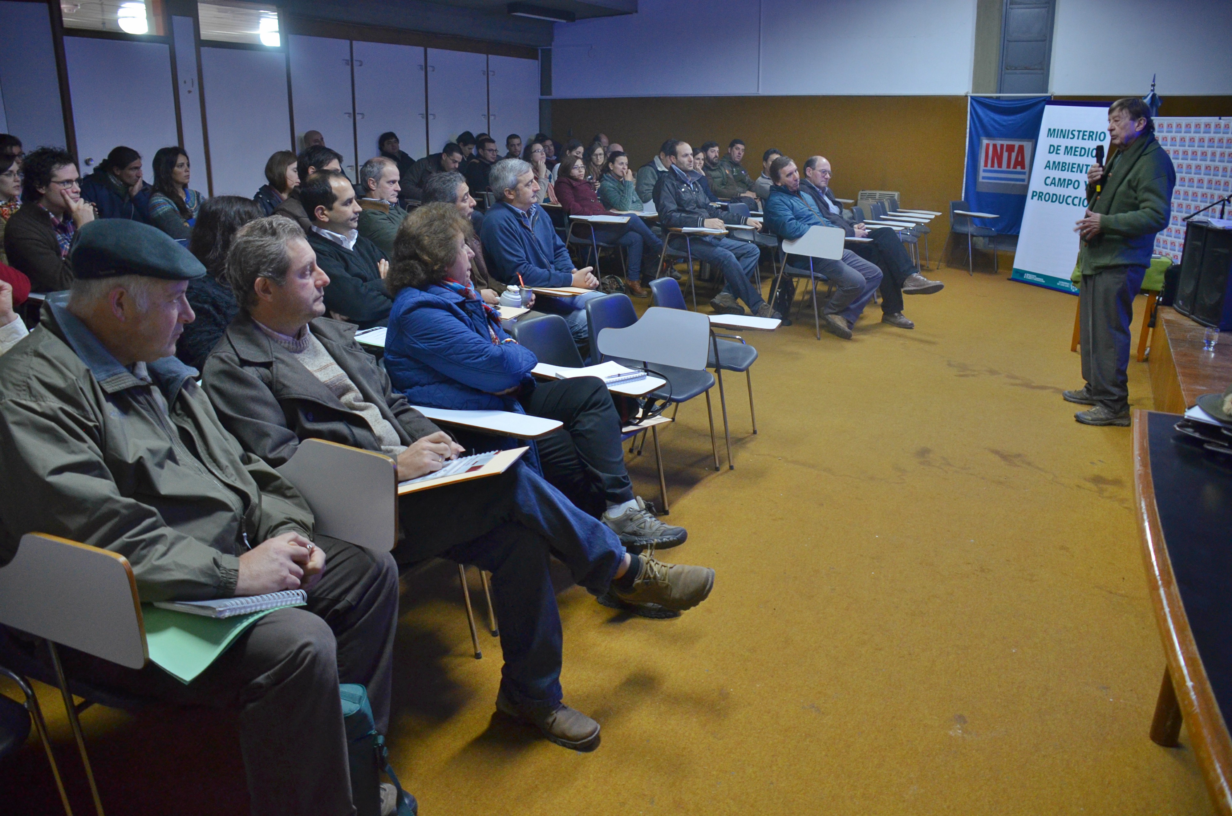 Ingenieros agrónomos que trabajarán en la Cuenca del Morro se capacitaron en sistemas silvo-pastoriles