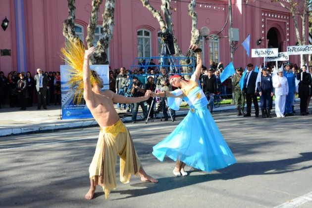 El folclore fue el protagonista principal del desfile.