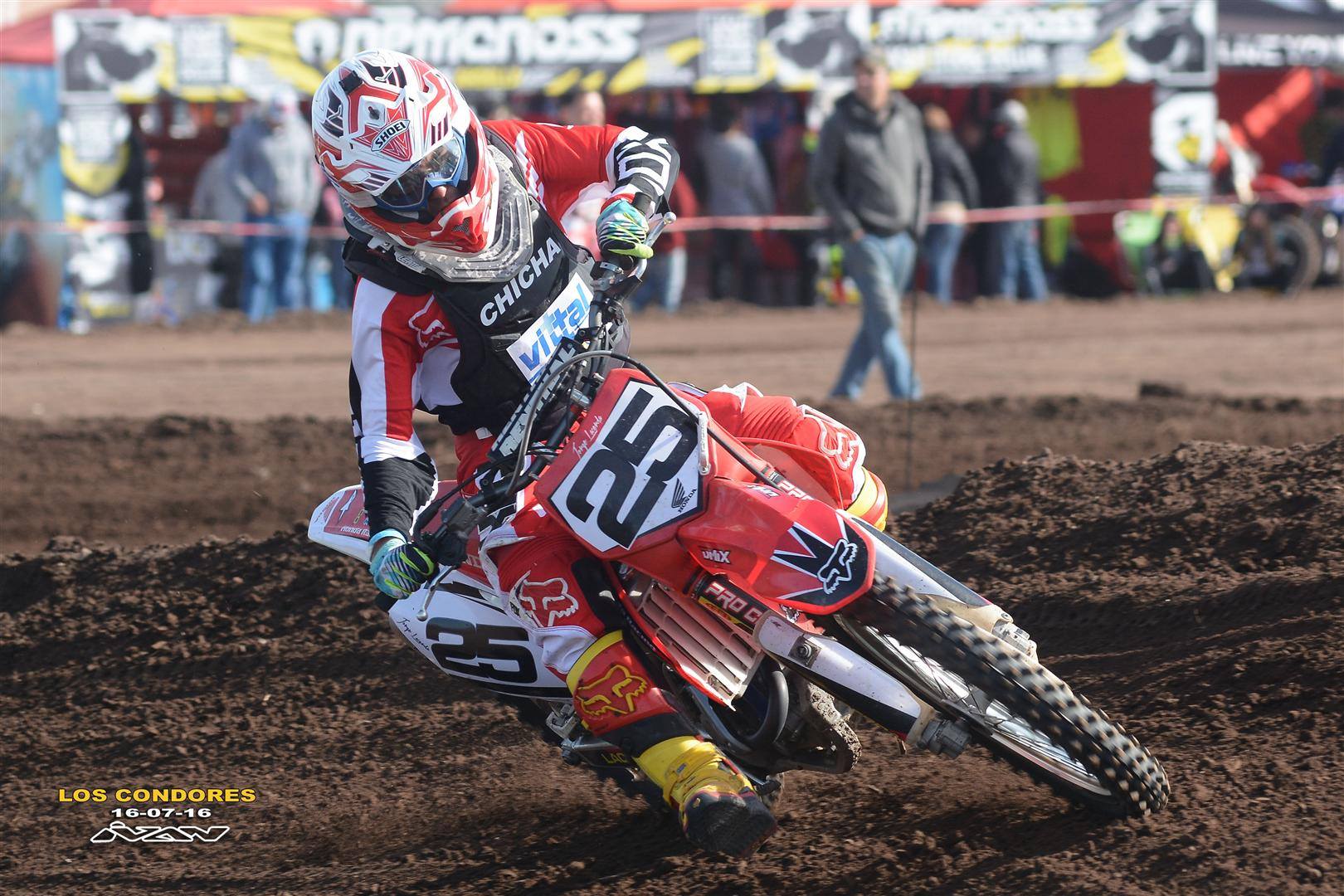 Jorge Lacerda se afianza en el motocross nacional