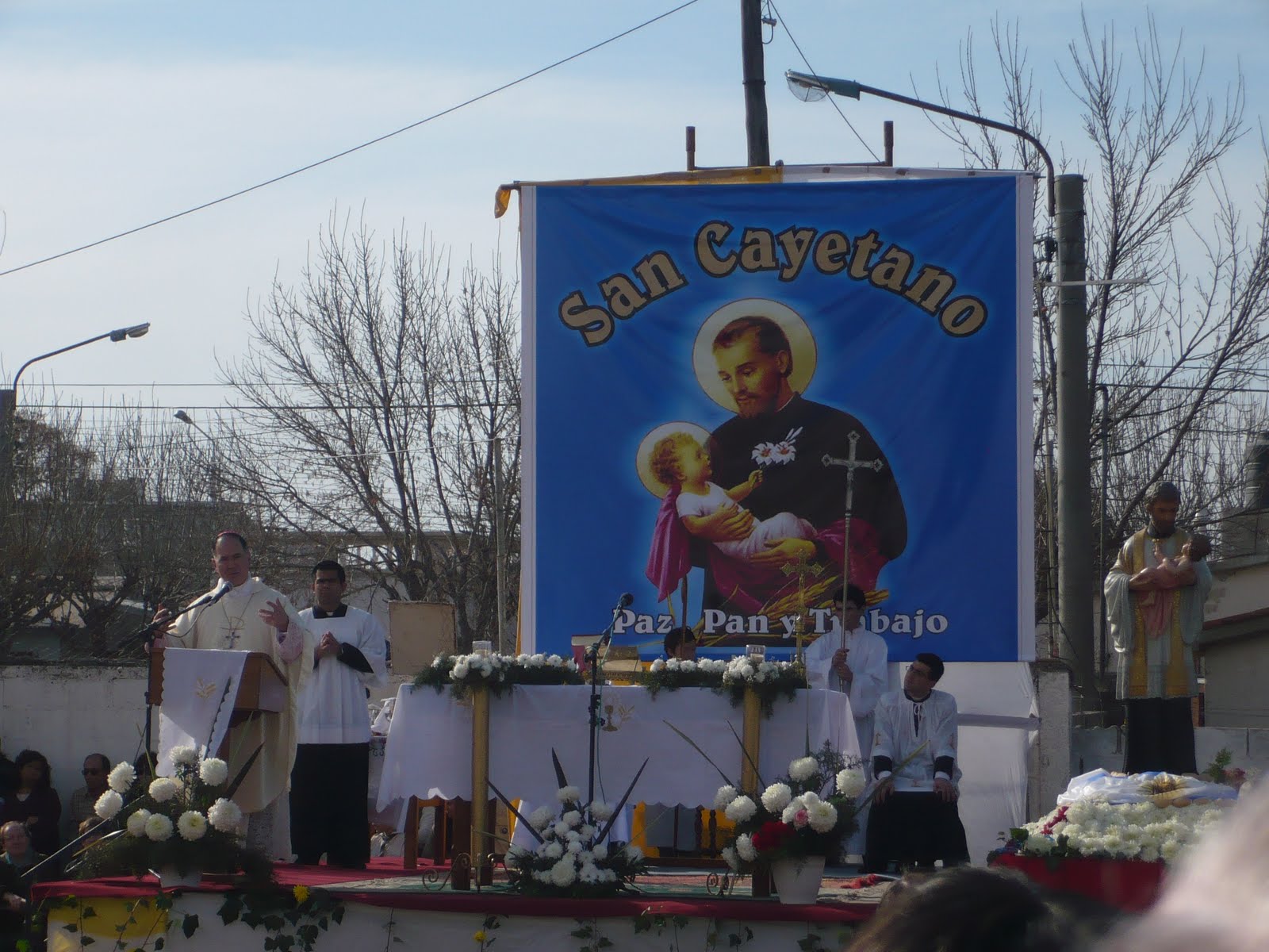 Comienza la novena de San Cayetano, patrono del pan y el trabajo