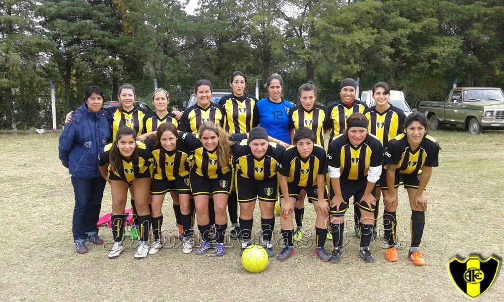 Fútbol femenino: arranque con entrega de premios