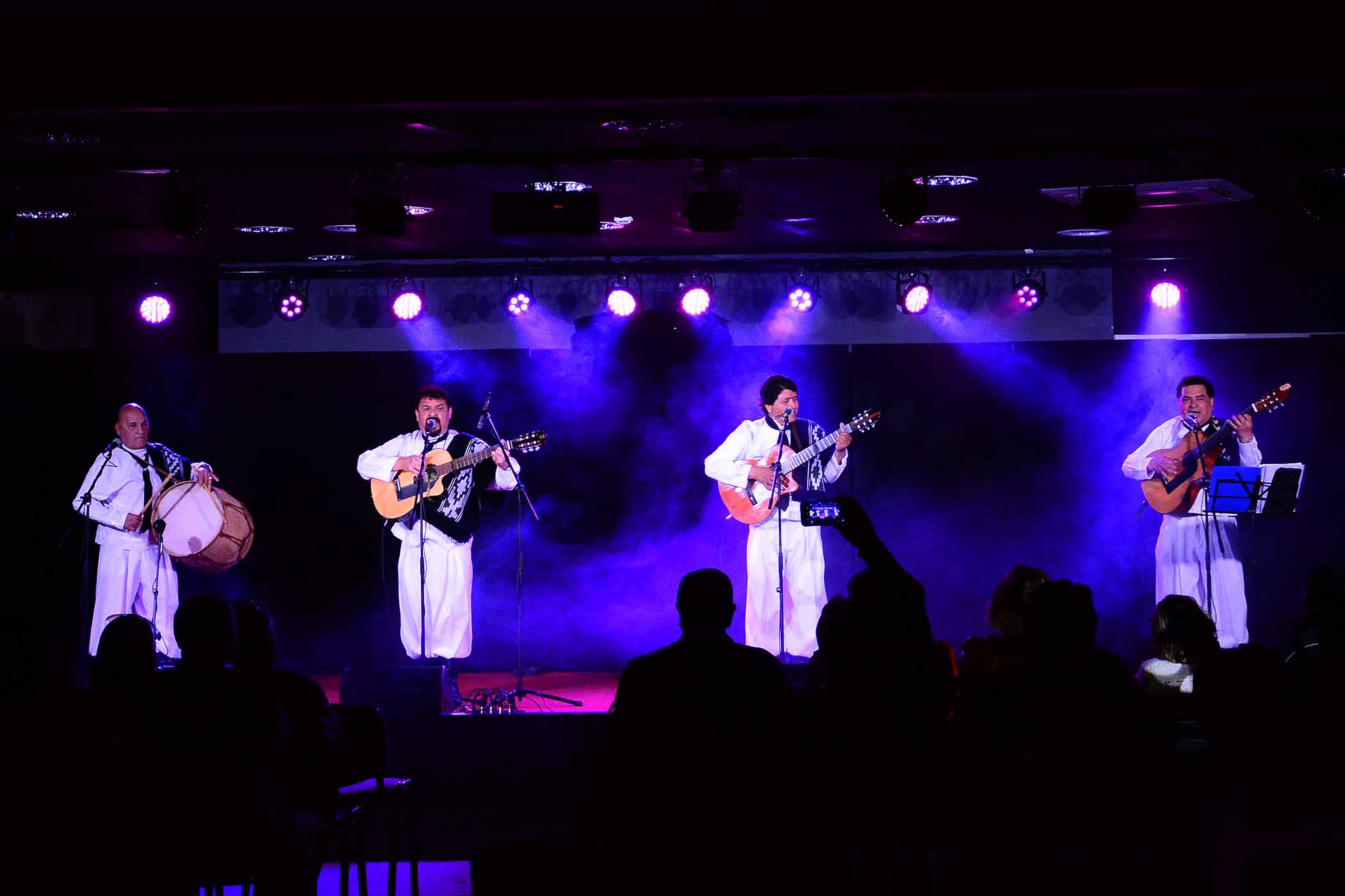 Los Yaraví llenaron de música el Salón Blanco