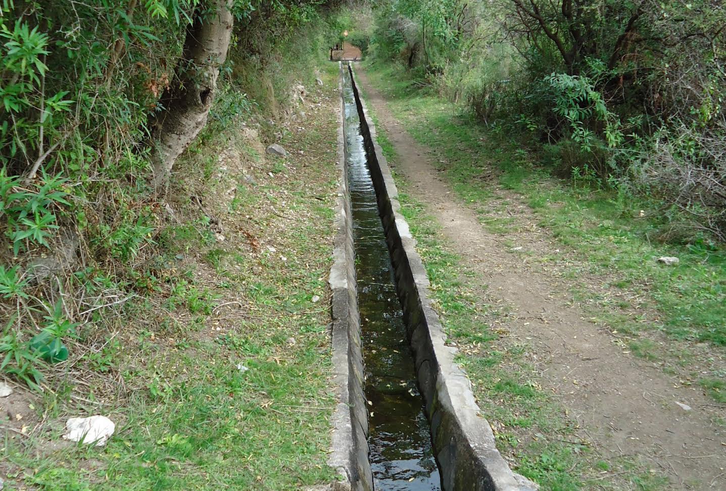 Se desarrollaron acciones sobre los canales en el Valle del Conlara