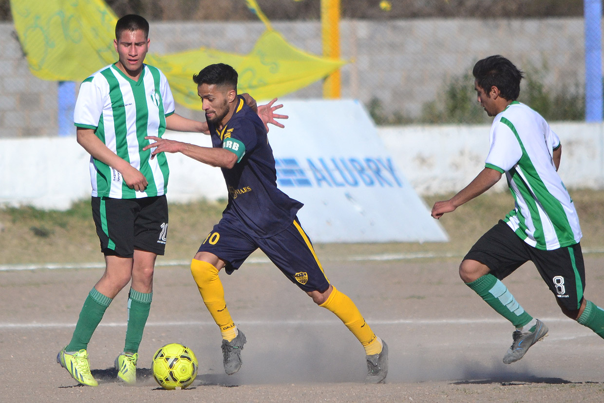 Lluvia de goles en la 3ª fecha del fútbol puntano