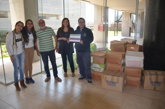 El Ministerio continúa con la recepción de donaciones de papel en Terrazas del Portezuelo