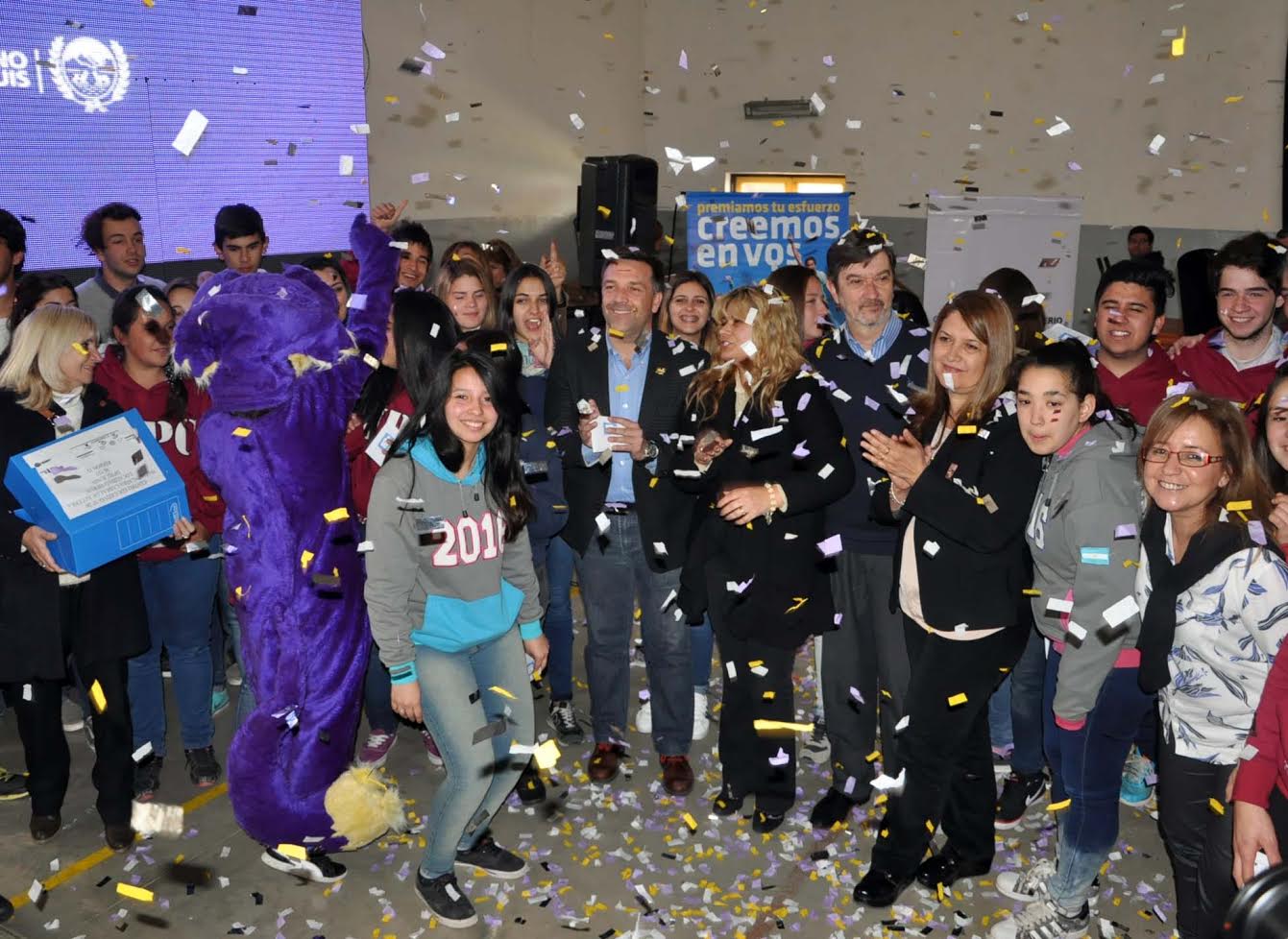 La fiesta de las estampillas escolares llegó a Santa Rosa, Villa de Merlo y Papagayos