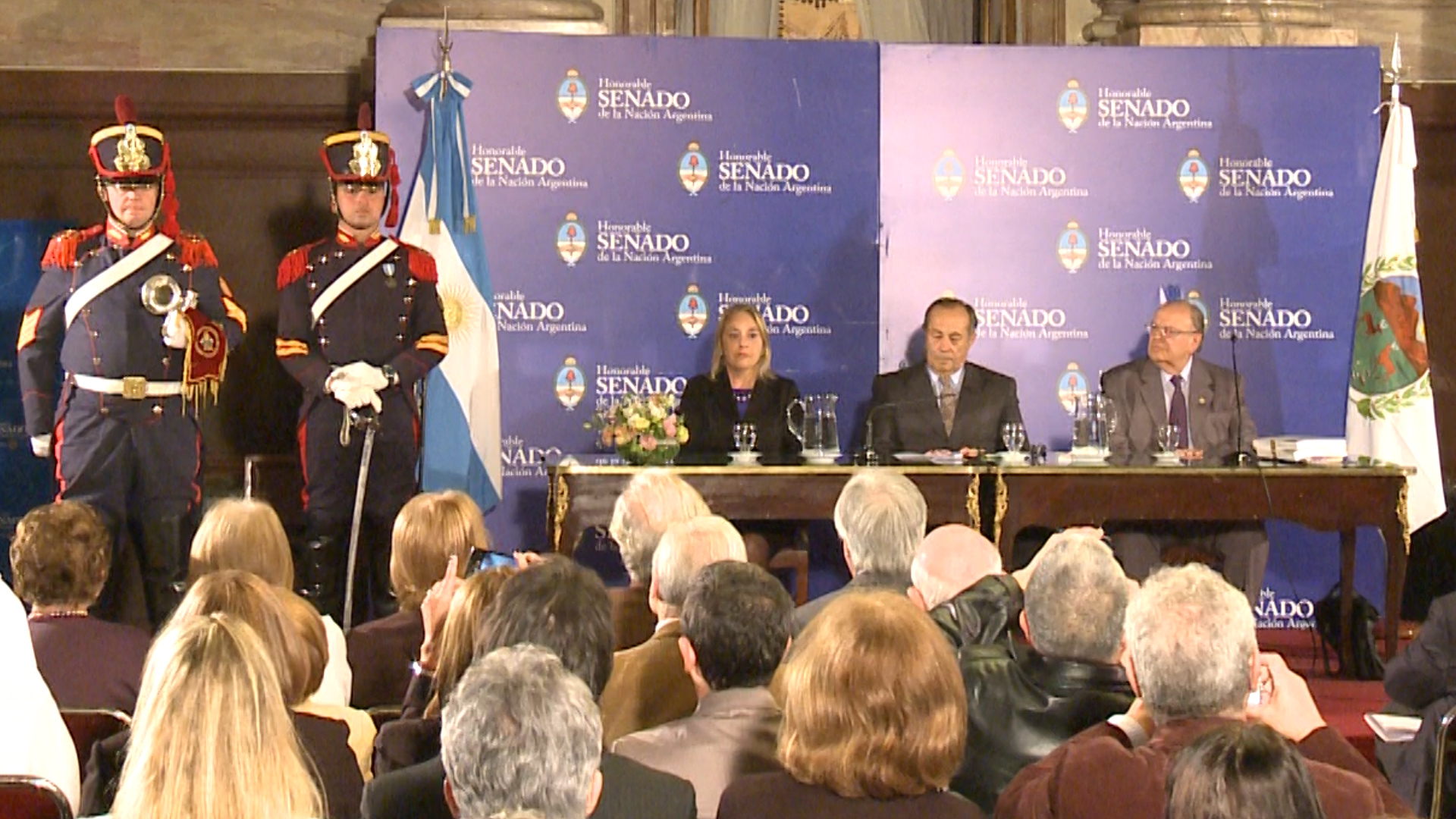 En el Senado homenajearon a los héroes puntanos de la independencia