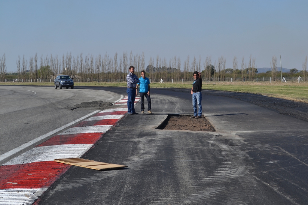 Trabajos en el Autódromo “Rosendo Hernández”