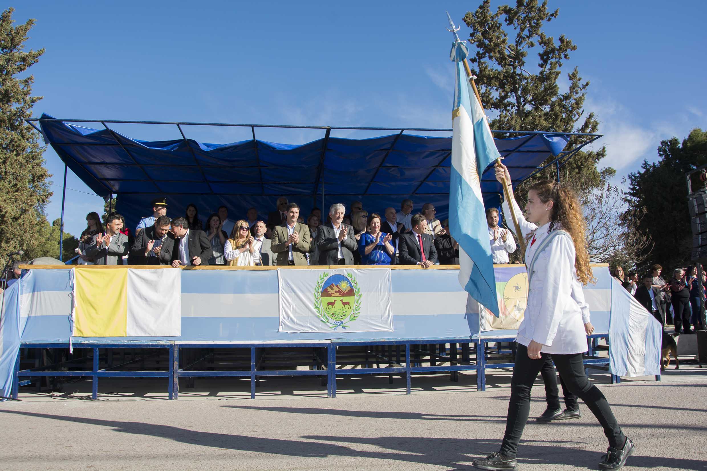 El gobernador presidió la promesa de lealtad a la Bandera de San Luis en Buena Esperanza