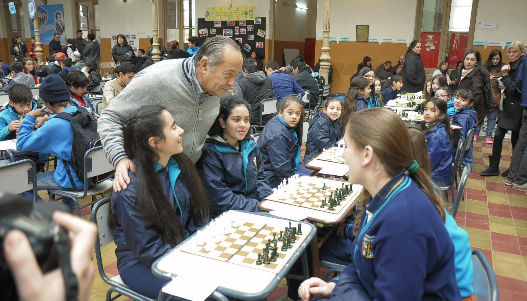 Con más de 350 chicos jugando al ajedrez comenzaron los Intercolegiales de la Puntanidad