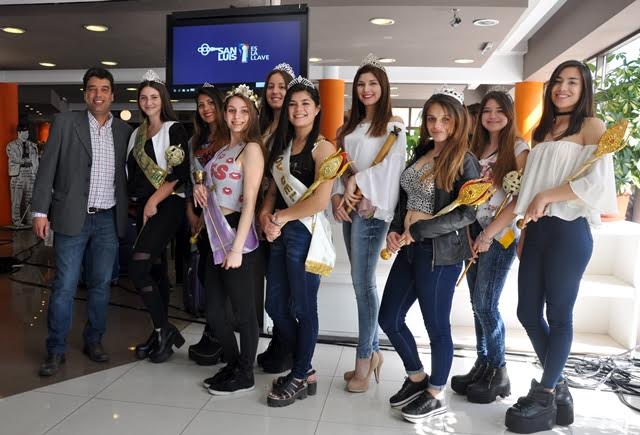 El ministro Daniel Orlando recibió a las candidatas a reina del Estudiante