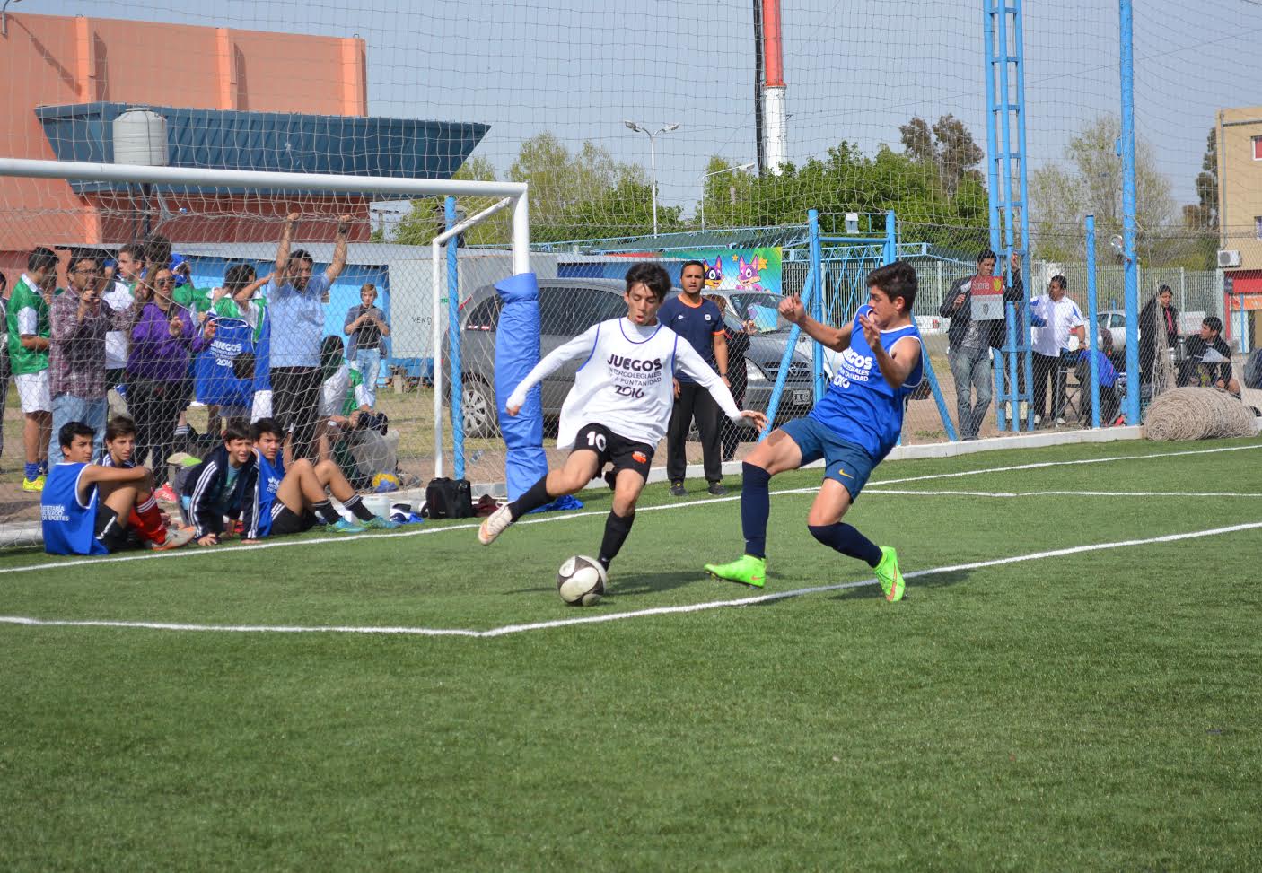 Con muchas gambetas y varios goles, arrancó el fútbol 11 en San Luis