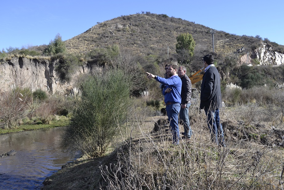 Nueva costanera para el río de El Volcán