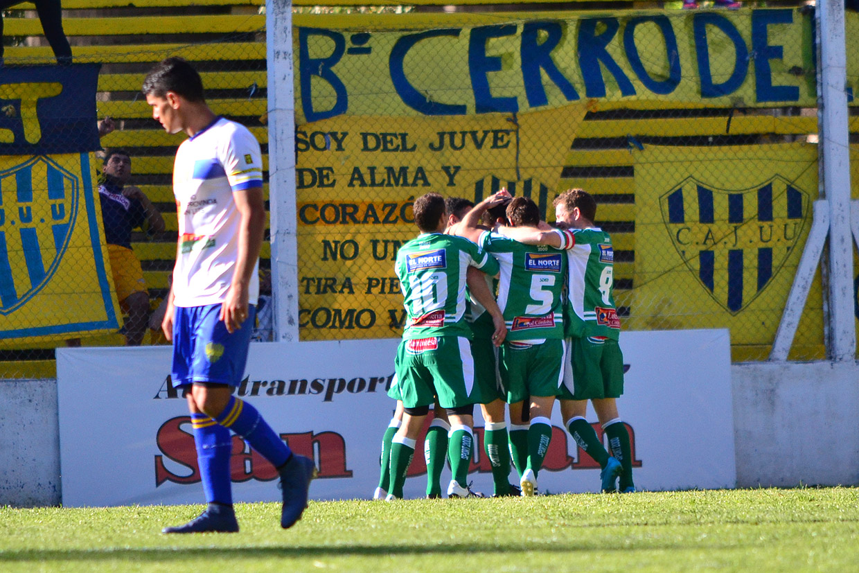 Juventud perdió en el debut ante Sportivo Belgrano