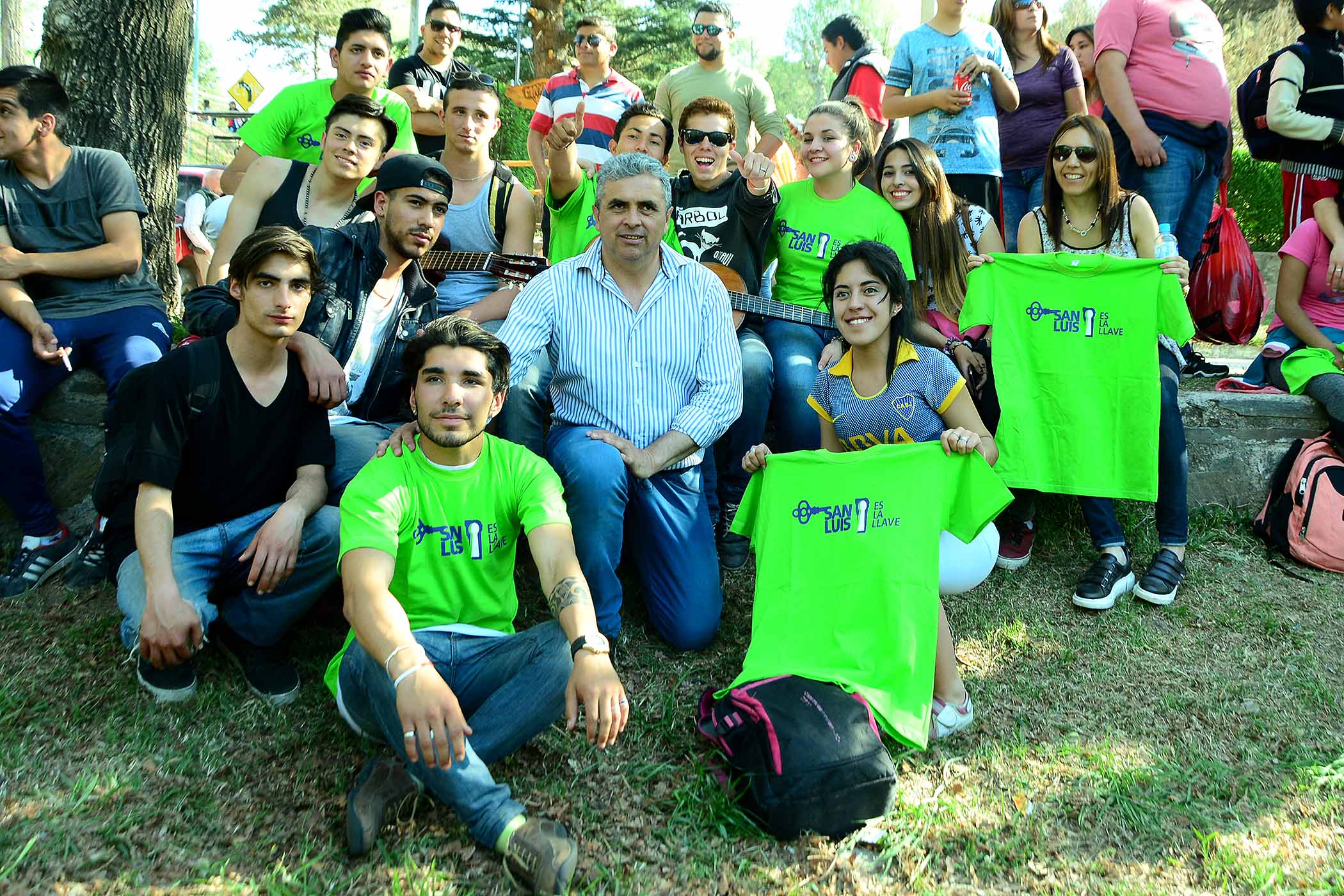 El vicegobernador Carlos Ponce compartió el día con los estudiantes