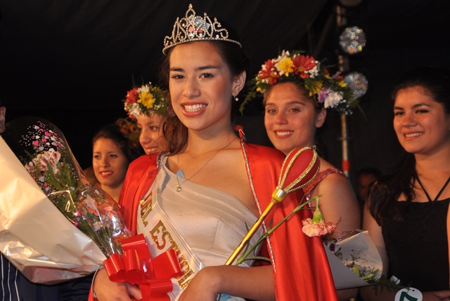 Candela Aparicio es la reina provincial del Estudiante 2016