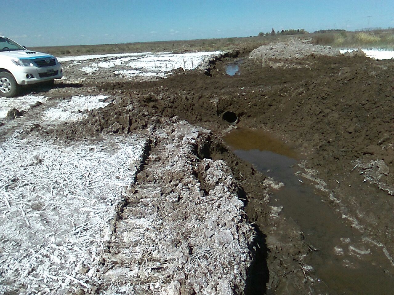 San Luis Agua realiza maniobras de remediación en zonas anegadas por los ríos nuevos