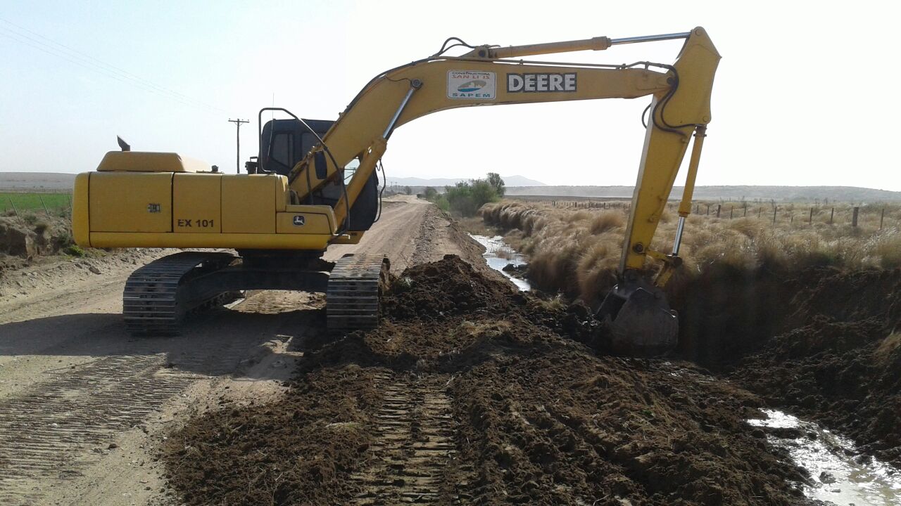 Obras viales benefician a diferentes caminos provinciales