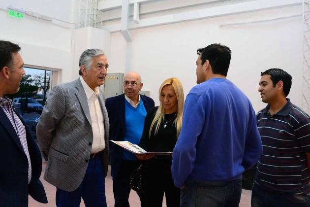 El gobernador Alberto Rodríguez Saá visitó las obras en el Sporting Club Victoria.