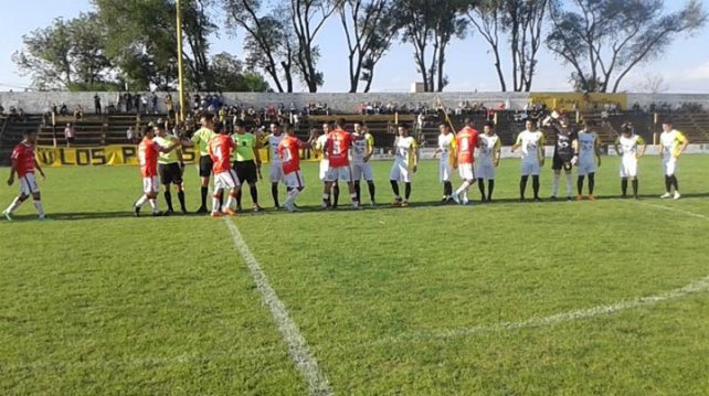 Jorge Newbery perdió de local con Huracán Las Heras