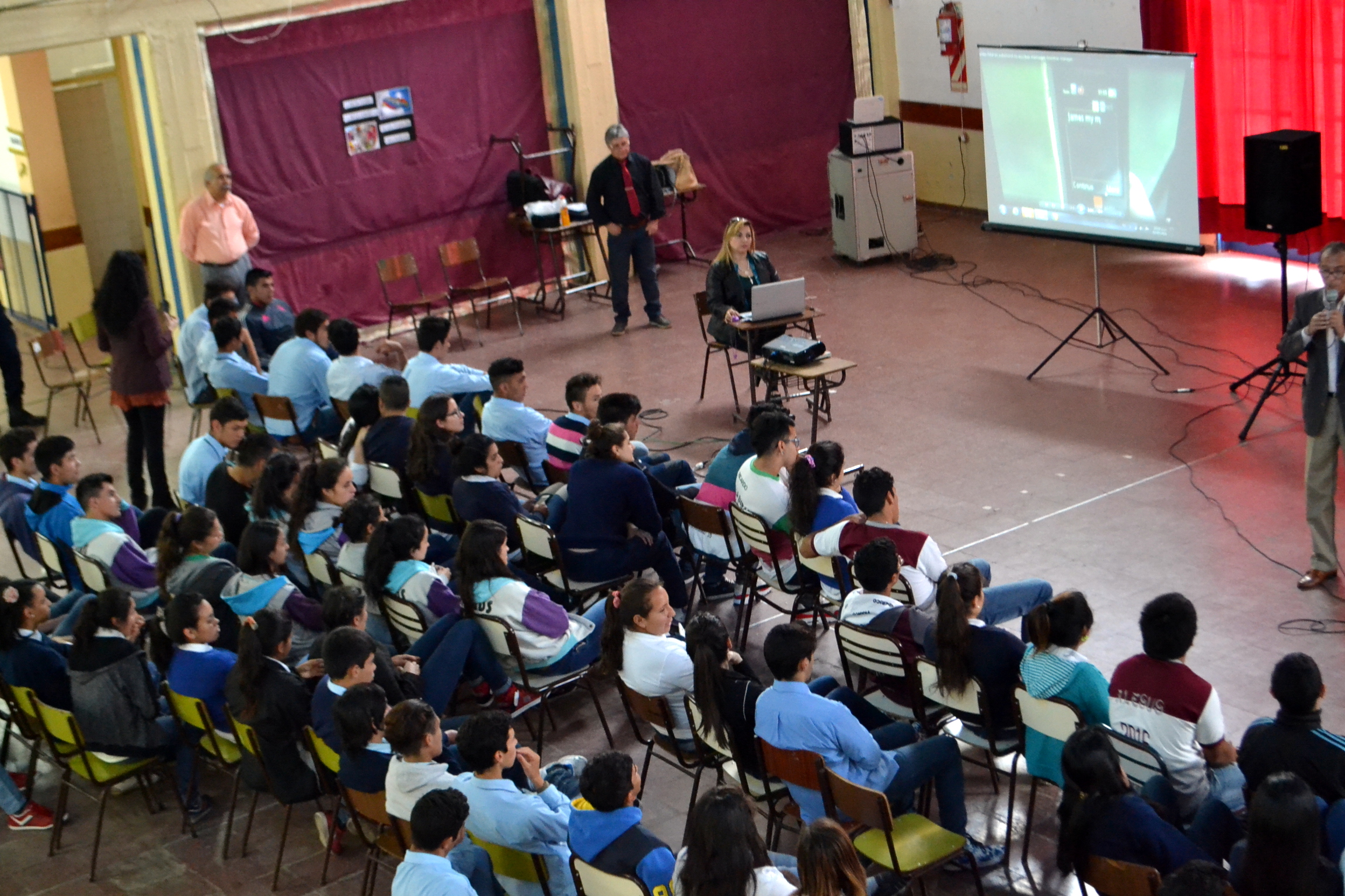 Más de 200 estudiantes del secundario fueron capacitados en seguridad vial y ciudadana